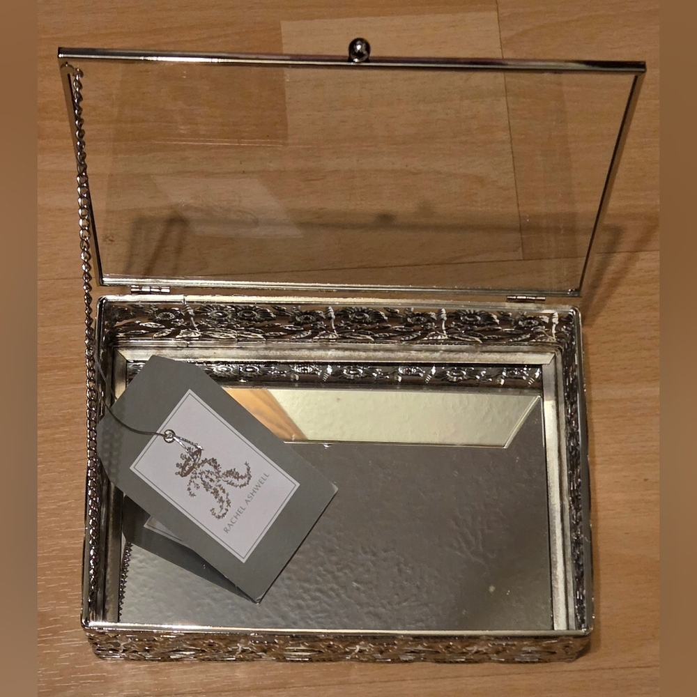 Rachel Ashwell NWT Silver Mirrored Jewelry Box 8x6x2.25"